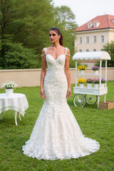 Elegant Long Mermaid Sweetheart Court Train Lace Tulle Spaghetti Strap Wedding Dresses