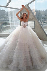 Long Ball Gown Sweetheart Strapless Tulle Layers Wedding Dresses
