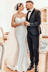 Spaghetti Straps Sweetheart White Long Mermaid Wedding Dress with Beads