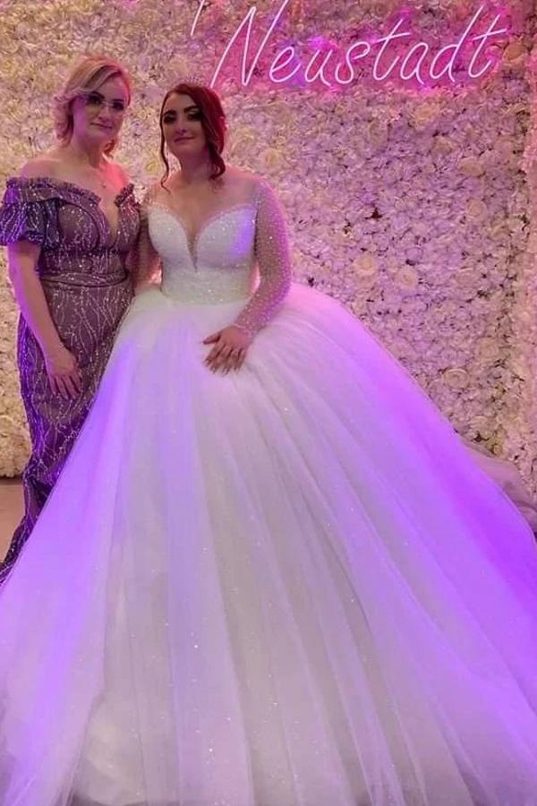 Plus Size White Long Ball Gown Sweetheart Tulle Lace Wedding Dresses with Sleeves