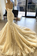 Charming Sweetheart Sleeveless Long Mermaid Wedding Dress with Appliques