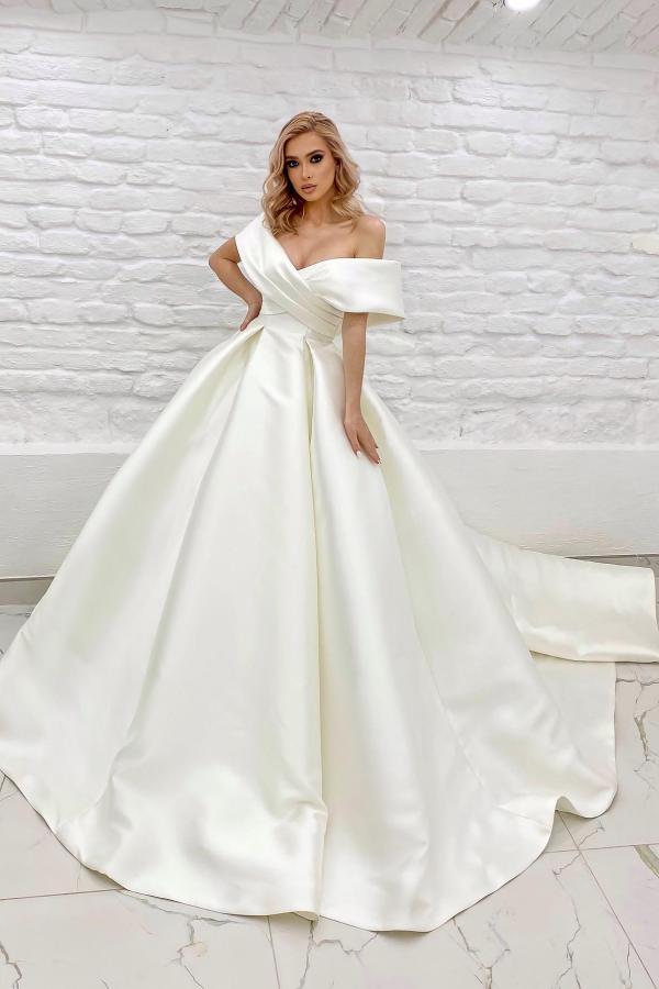 Simple Long Ball Gown Off the Shoulder Satin Backless Wedding Dresses