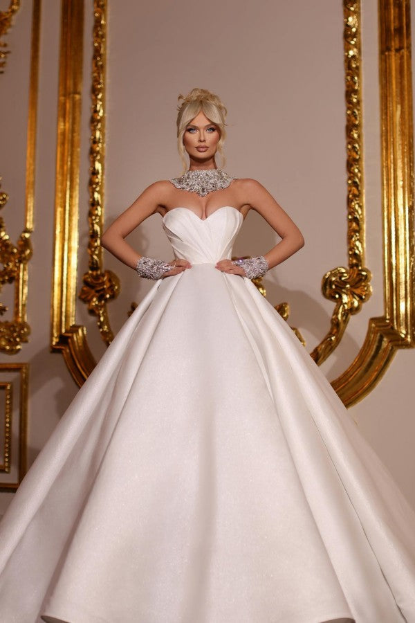 Gorgeous Long Ball Gown Halter Sweetheart Floor Length Satin Wedding Dress with Beading