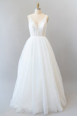 Long V-neck Open Back Sequins Tulle A-line Wedding Dress