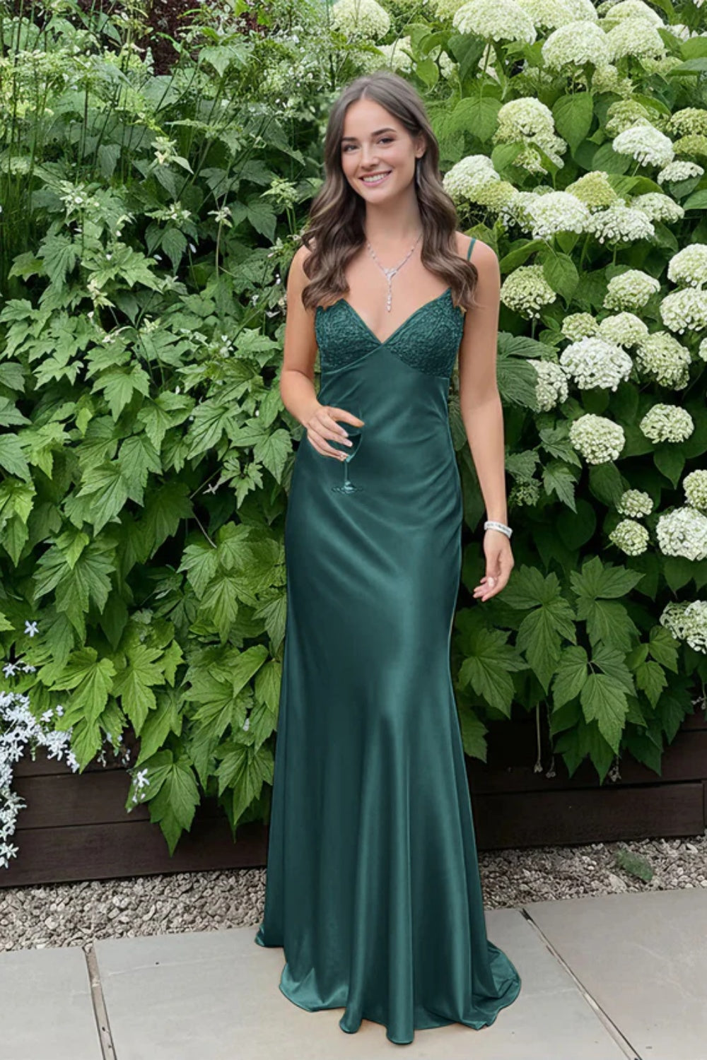 Simple Spaghetti Straps V-neck Sheath Satin Prom Dress