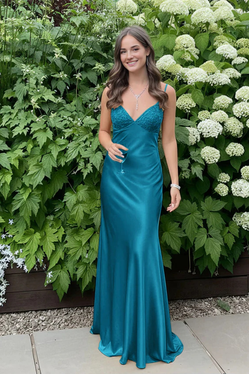 Simple Spaghetti Straps V-neck Sheath Satin Prom Dress