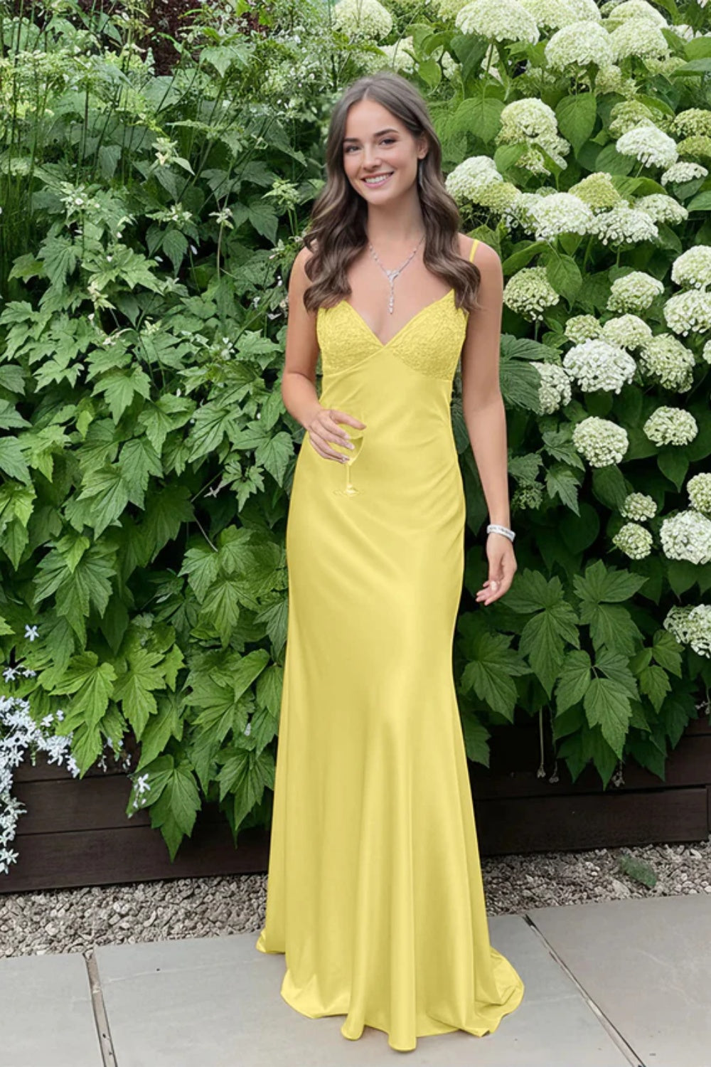 Simple Spaghetti Straps V-neck Sheath Satin Prom Dress